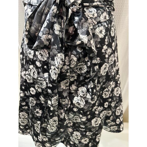 B Darlin Y2K Black Silver Metallic Milkmaid Halter Mini Dress 13/14 Coquette - Picture 8 of 12